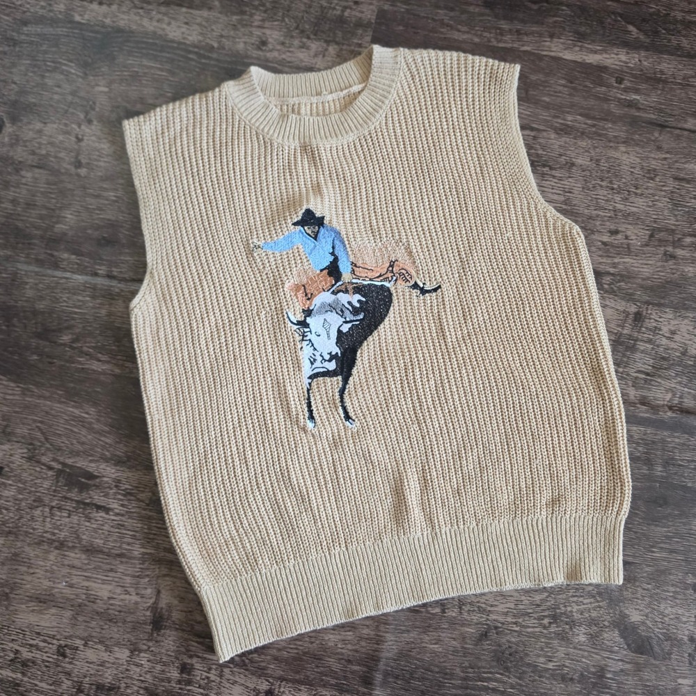 Bull Rider Sweater Vest Womens Medium Tan Rodeo Western Knit Sleeveless